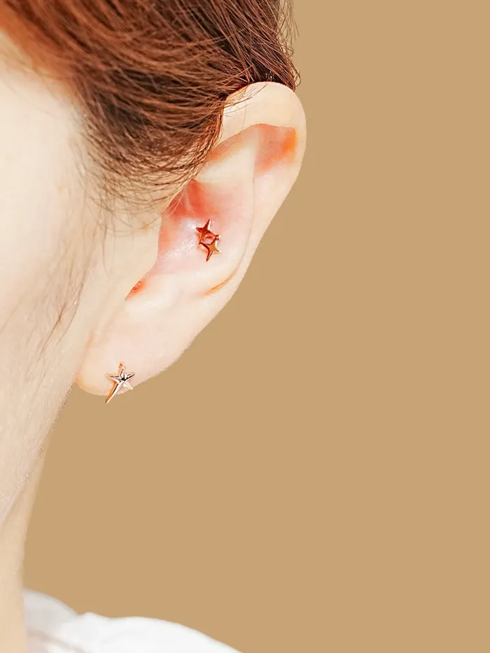 MinimalBijoux Earrings 14K Gold Twinkle Stars Cartilage Earrings 20G18G16G